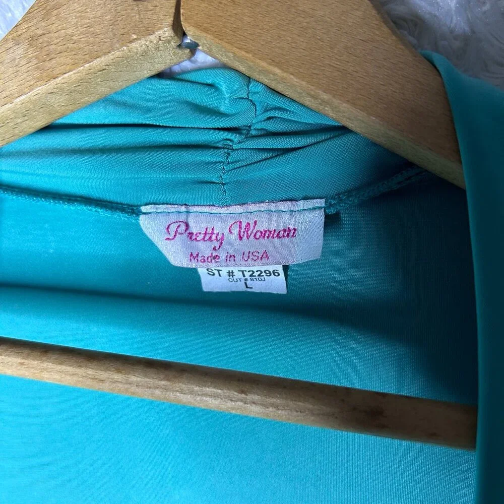 Pretty Women Made in USA Women's‎ Open Cardigan Size Large